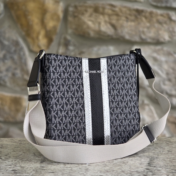 Michael Kors Jet Set Logo Black Center Stripe Crossbody - Picture 1 of 9